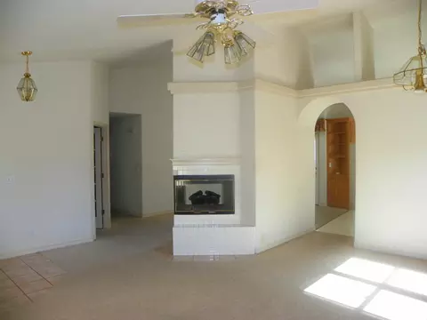1065 Hillsdale Ct, Redding, CA 96003 photo 5