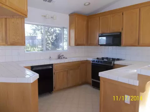 1065 Hillsdale Ct, Redding, CA 96003 photo 6