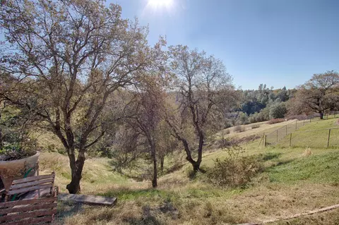 3611 Elizabeth Way, Redding, CA 96001 photo 26
