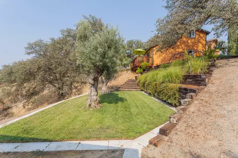 3611 Elizabeth Way, Redding, CA 96001 photo 16