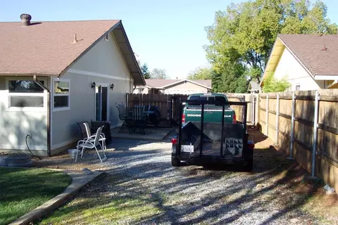 1715 Dakota Way, Redding, CA 96003 photo 20