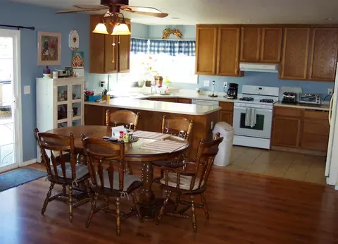 1715 Dakota Way, Redding, CA 96003 photo 8
