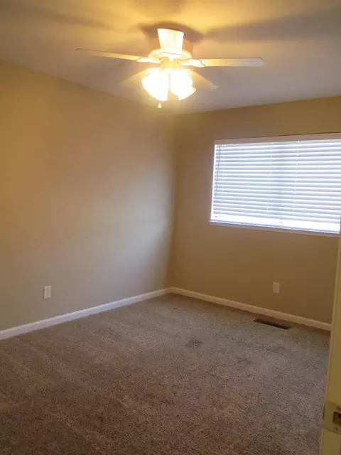 2563 Velia St, Redding, CA 96002 photo 24
