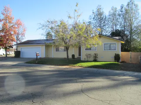2563 Velia St, Redding, CA 96002 photo 3