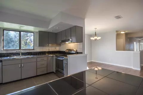 3810 Westgate Ave, Redding, CA 96001 photo 3