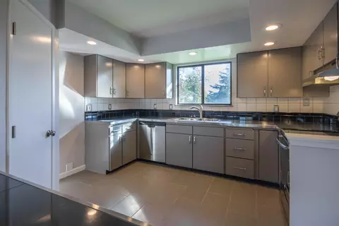3810 Westgate Ave, Redding, CA 96001 photo 4