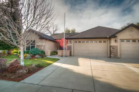 4464 Yellowstone, Redding, CA 96002 photo 1