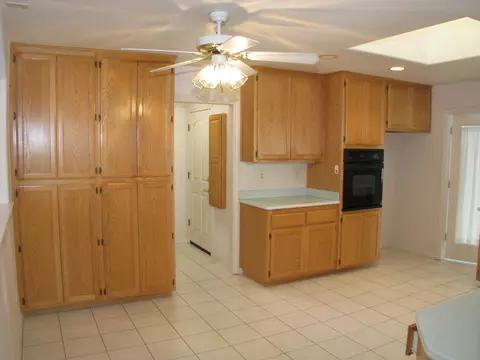 1983 Vineyard Trl, Redding, CA 96003 photo 5