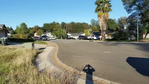 4560 Kayla Dr, Redding, CA 96002 photo 8