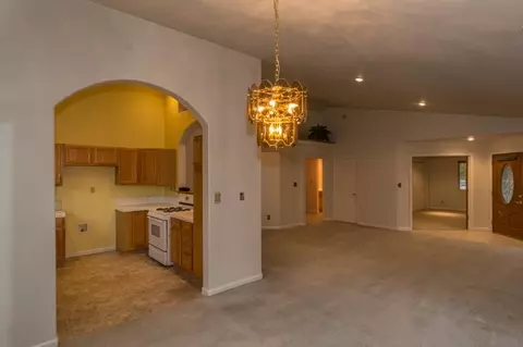 197 Yolla Bolly Trl, Redding, CA 96003 photo 3
