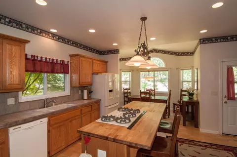 7337 Summers Pl, Shingletown, CA 96088 photo 12