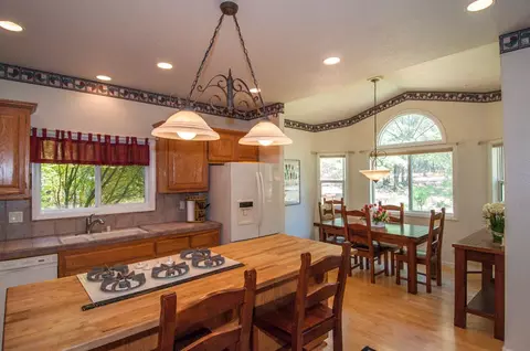 7337 Summers Pl, Shingletown, CA 96088 photo 15