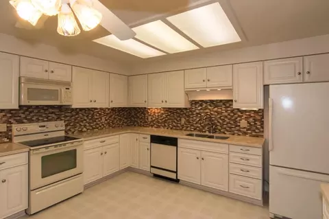 7070 Hermosa Way, Redding, CA 96002 photo 14