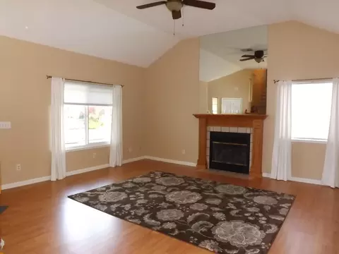 519 Alamine Dr, Redding, CA 96003 photo 4