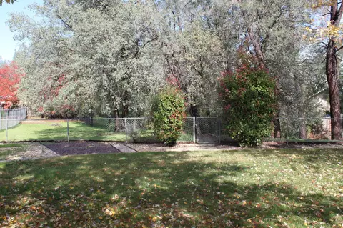 3040 Howard Dr, Redding, CA 96001 photo 7