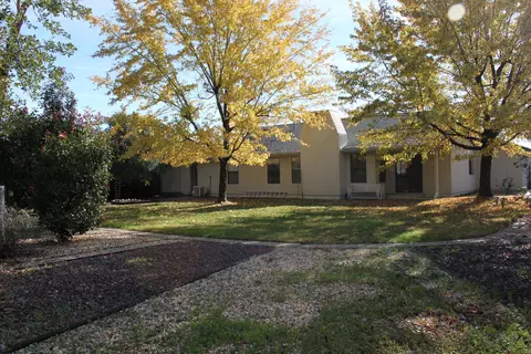3040 Howard Dr, Redding, CA 96001 photo 6