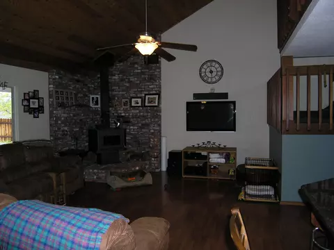 6107 Betty Ann Ct, Redding, CA 96003 photo 16