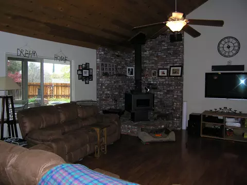 6107 Betty Ann Ct, Redding, CA 96003 photo 17