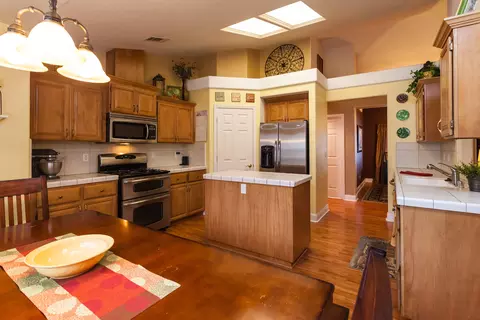 4894 Elk Crk, Redding, CA 96002 photo 8