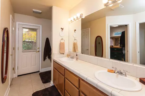 4894 Elk Crk, Redding, CA 96002 photo 10