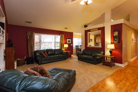 4894 Elk Crk, Redding, CA 96002 photo 3