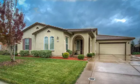 679 Rivercrest Pkwy, Redding, CA 96002 photo 1