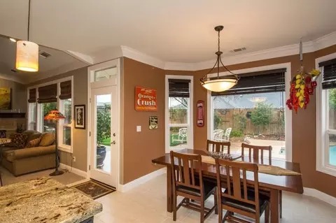 2239 Everest, Redding, CA 96001 photo 9