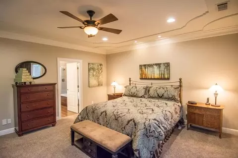 2239 Everest, Redding, CA 96001 photo 14