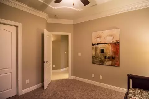 2239 Everest, Redding, CA 96001 photo 23