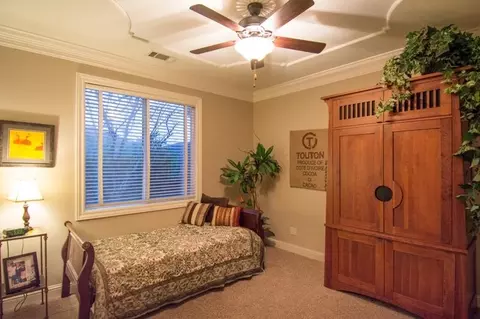 2239 Everest, Redding, CA 96001 photo 22