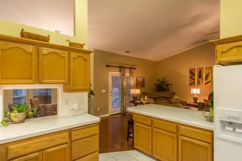 3478 Footbridge Ct, Redding, CA 96003 photo 10
