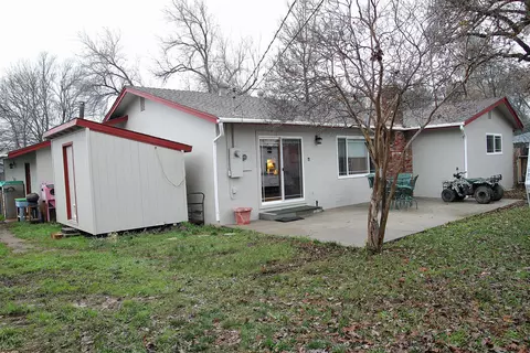 131 Oleander Cir, Redding, CA 96001 photo 11