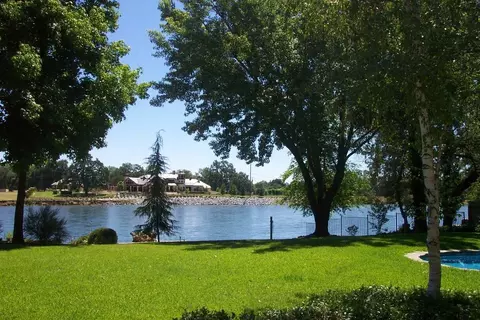 6661 Riverside, Redding, CA 96001 photo 6