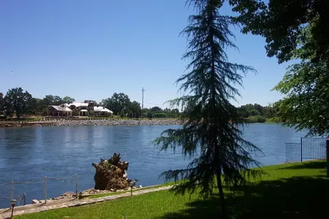 6661 Riverside, Redding, CA 96001 photo 16
