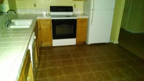 880 Mallard St, Redding, CA 96003 photo 7