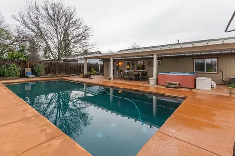 1872 Juarez Ln, Redding, CA 96003 photo 26