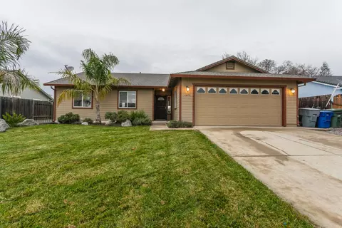 1872 Juarez Ln, Redding, CA 96003 photo 1