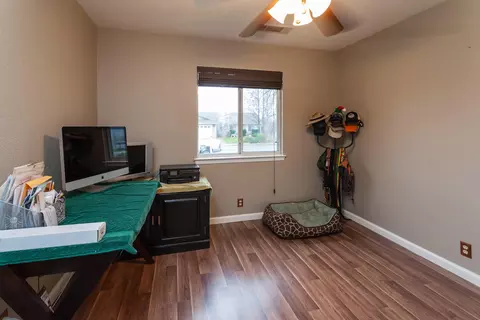 1872 Juarez Ln, Redding, CA 96003 photo 18