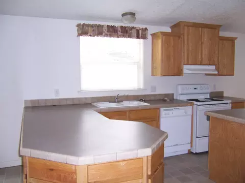 17010 Robinhill Rd, Corning, CA 96021 photo 3