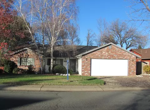 2052 Kildare Dr, Redding, CA 96001 photo 21