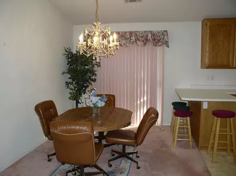 545 Viewpoint Dr, Redding, CA 96003 photo 4