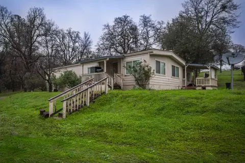 6041 Placer Rd, Igo, CA 96047 photo 2