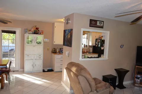 1498 Bruce Dr, Anderson, CA 96007 photo 9