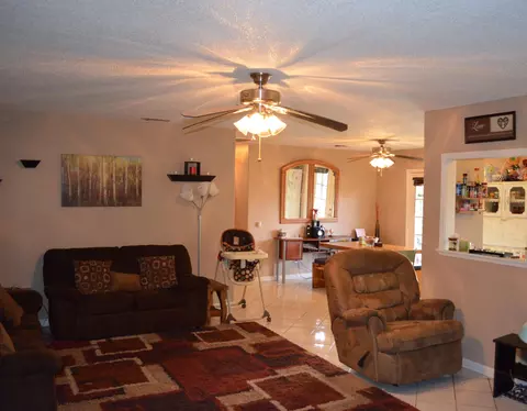 1498 Bruce Dr, Anderson, CA 96007 photo 5