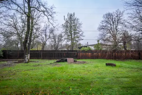 18546 Old Oasis Rd, Redding, CA 96003 photo 1