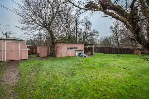 18546 Old Oasis Rd, Redding, CA 96003 photo 4