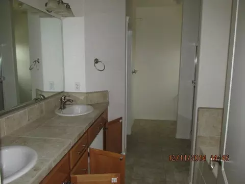 7630 Platinum Way, Redding, CA 96001 photo 4