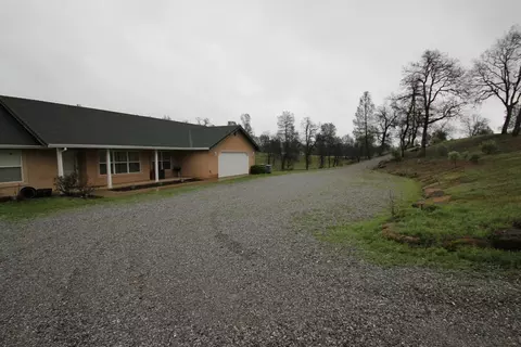 19350 Raintree Ln, Redding, CA 96003 photo 10