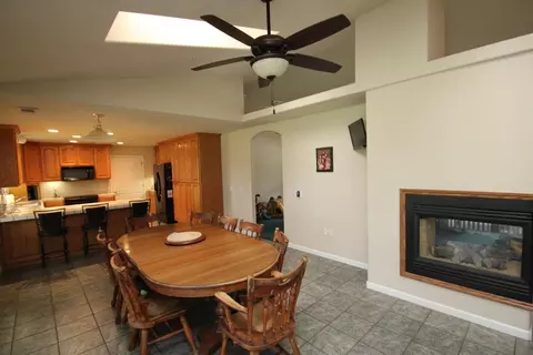 19350 Raintree Ln, Redding, CA 96003 photo 5