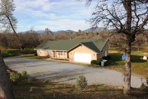 19350 Raintree Ln, Redding, CA 96003 photo 2